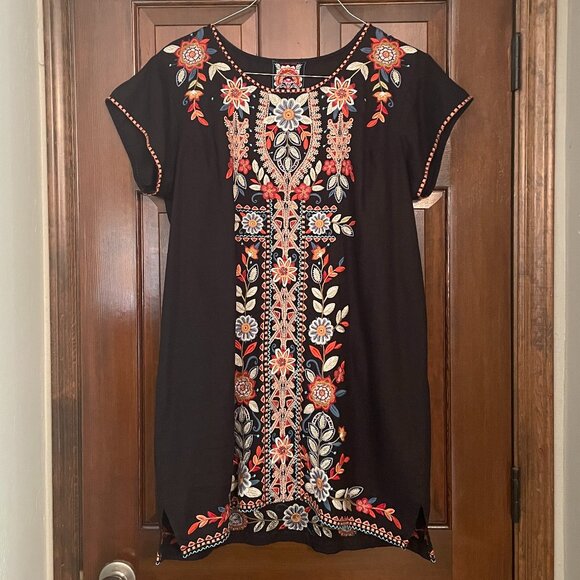 Johnny Was Dresses & Skirts - Size Large Johnny Was Maisie Peasant black linen embroidered tunic dress